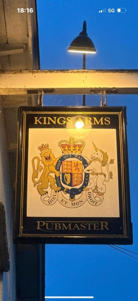 Kings Arms Hotel Сандуич Экстерьер фото