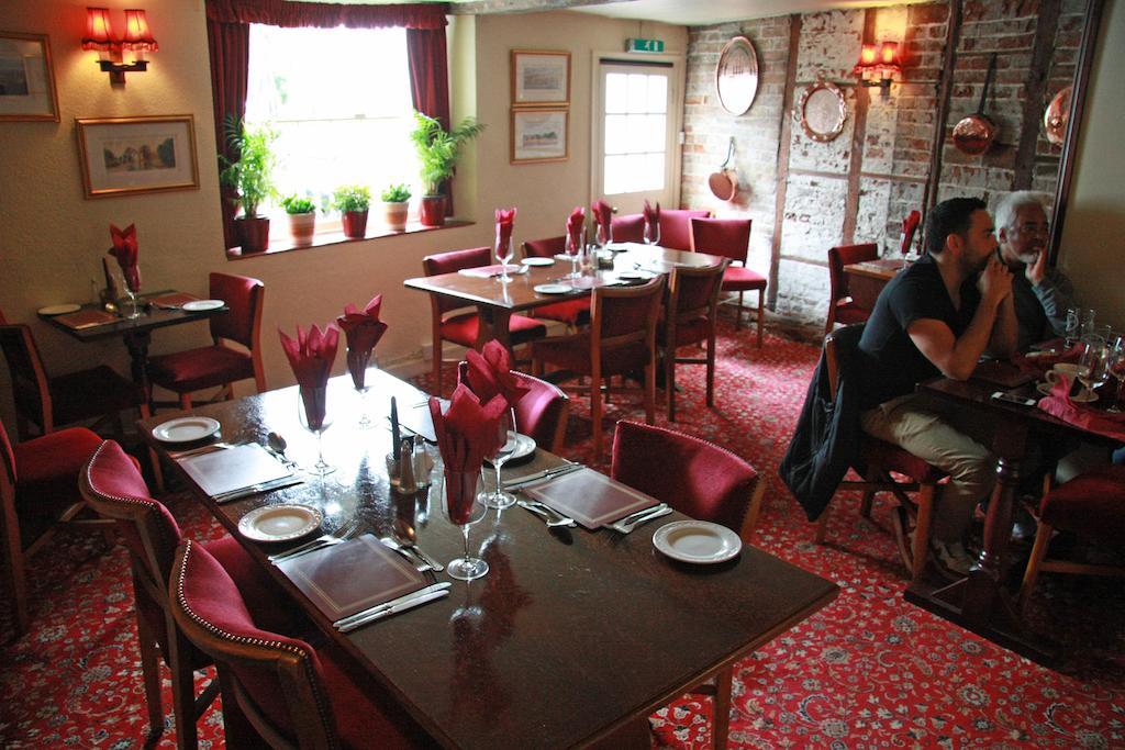 Kings Arms Hotel Сандуич Экстерьер фото