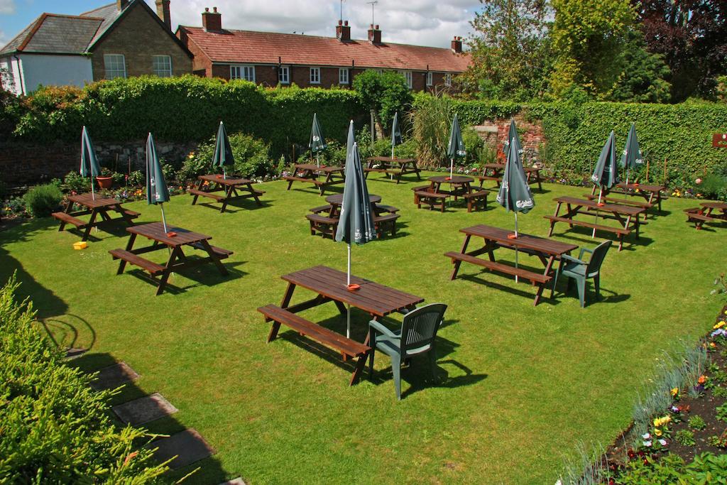 Kings Arms Hotel Сандуич Экстерьер фото
